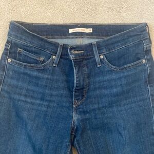 Levi’s 311 Shaping Skinny high rise straight leg jeans.